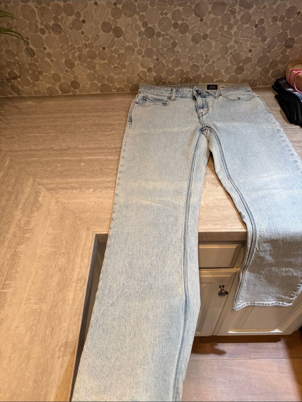 Volcom Light Blue Stonewashed Denim Jeans 30x32 - Picture 3 of 3